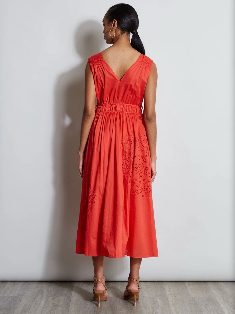 #2 - Elie Tahari Christabel Sleeveless V-Neck Red Maxi Dress Eyelet 100% cotton - Picture 6 of 6